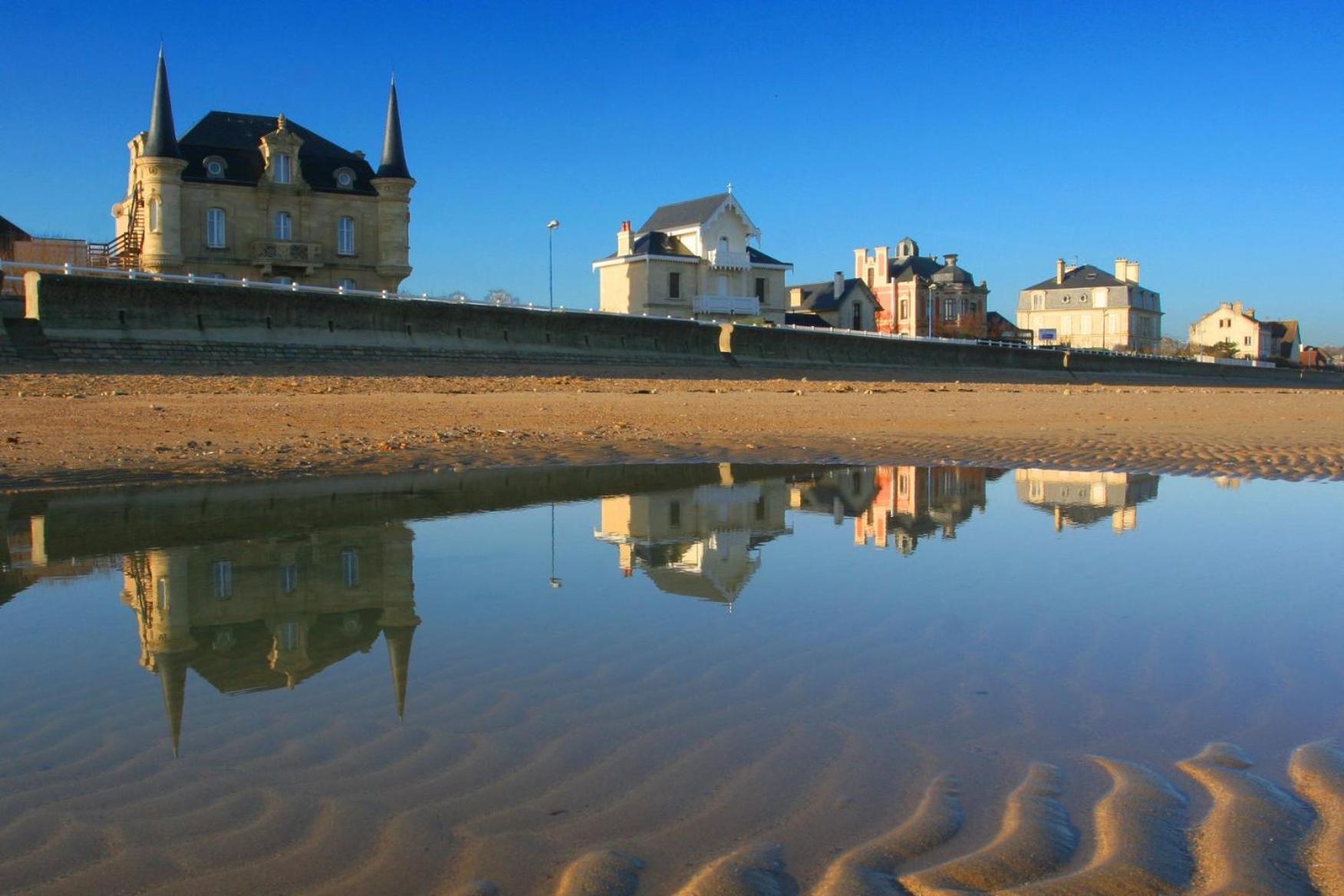 Bajocasse Apt Duplex Spacieux 3 Ch 2 Sdb Cosy Plein Centre Bayeux Decoration Elegante Proche Plages Du Debarquement المظهر الخارجي الصورة