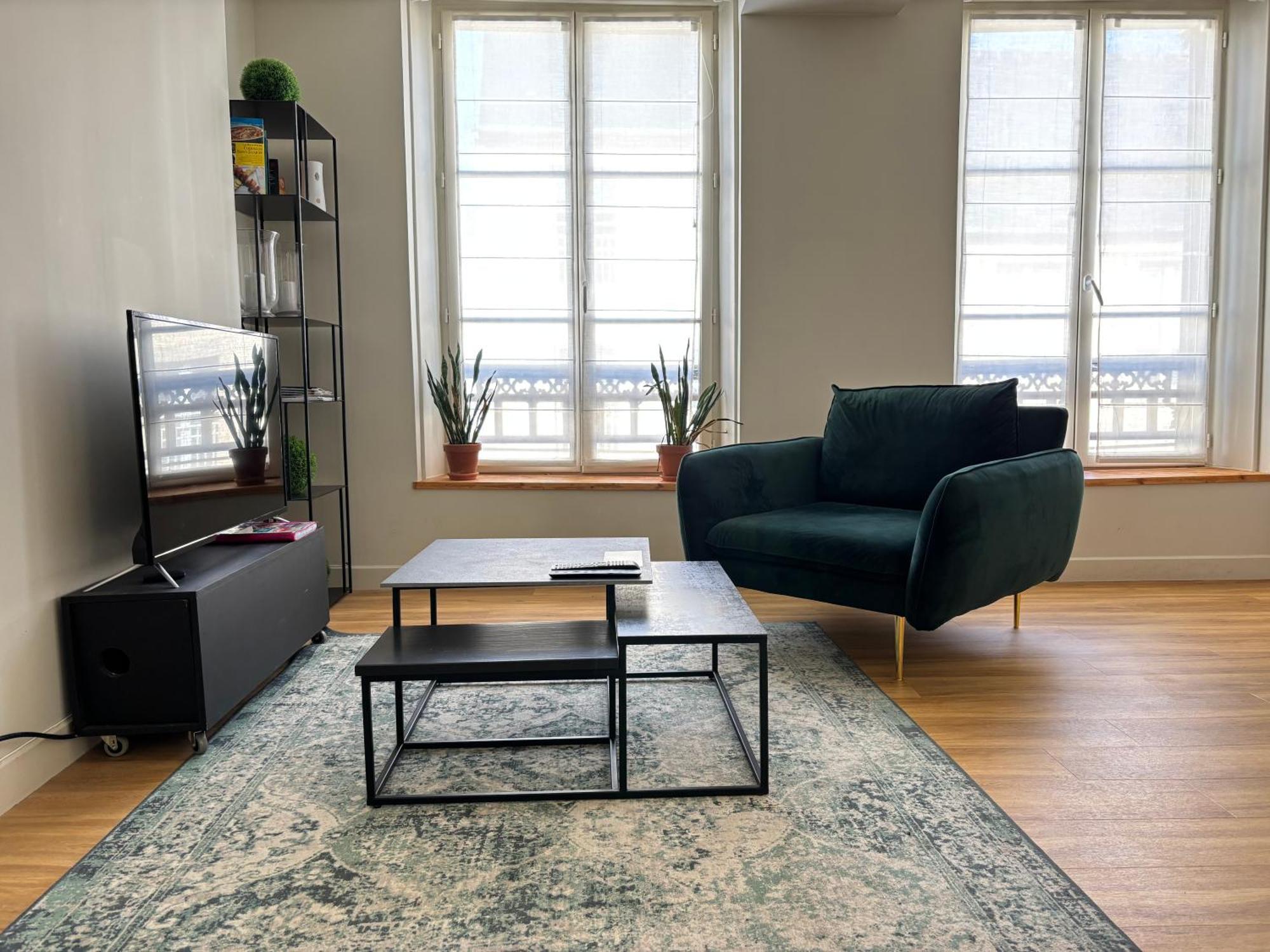 Bajocasse Apt Duplex Spacieux 3 Ch 2 Sdb Cosy Plein Centre Bayeux Decoration Elegante Proche Plages Du Debarquement المظهر الخارجي الصورة