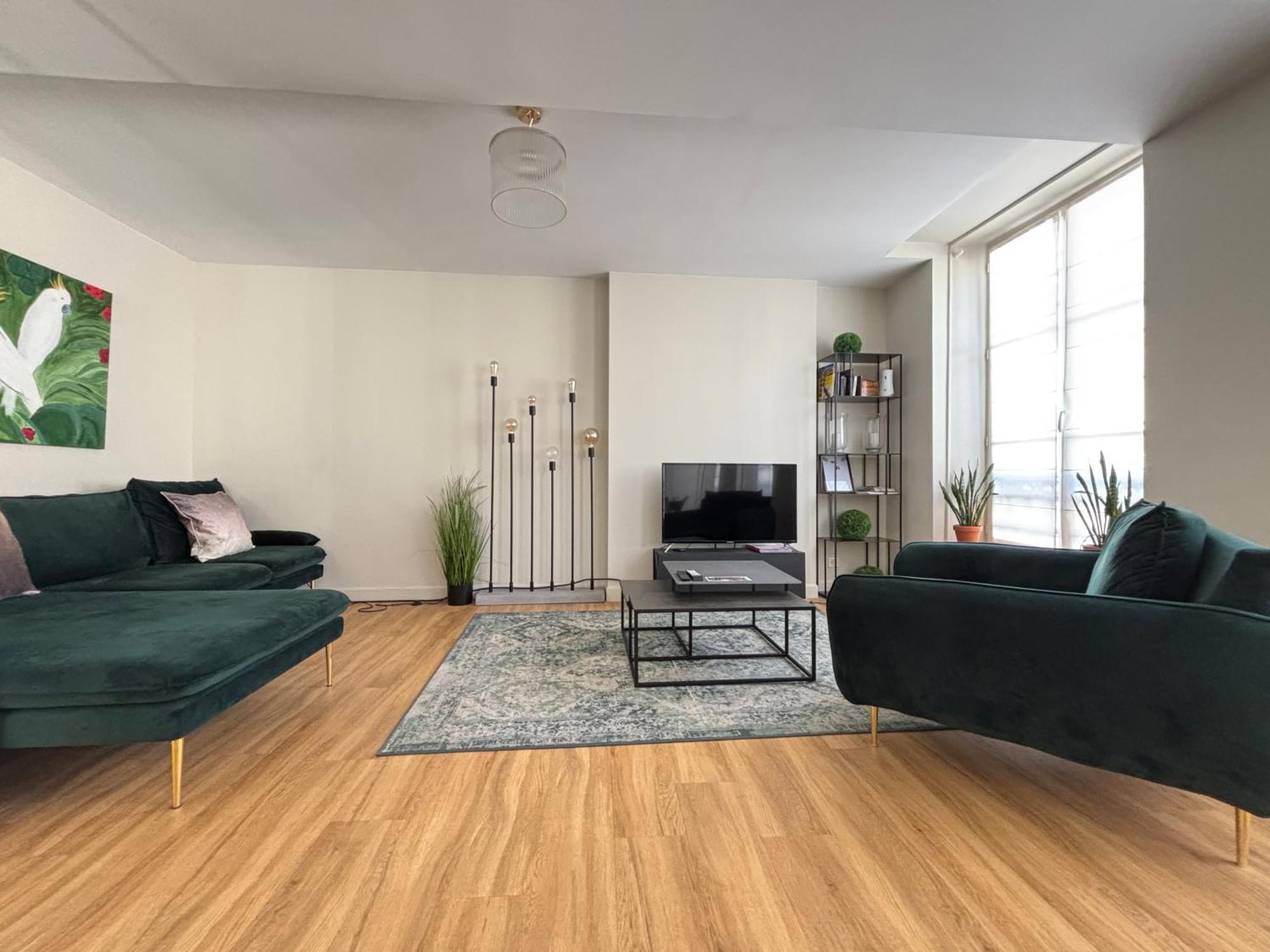 Bajocasse Apt Duplex Spacieux 3 Ch 2 Sdb Cosy Plein Centre Bayeux Decoration Elegante Proche Plages Du Debarquement المظهر الخارجي الصورة